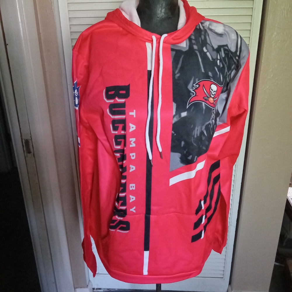 Tampa Bay Buccaneers Promotional Pullover Hoodie. New